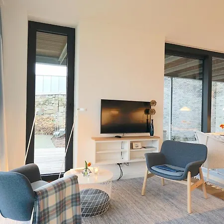 Moderne In Ruhiger, Gruener Lage Von * Eckernförde