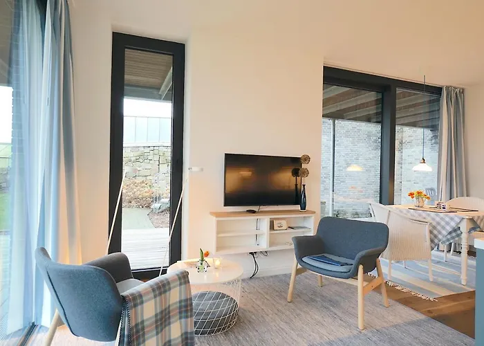 Moderne In Ruhiger, Gruener Lage Von * Eckernförde